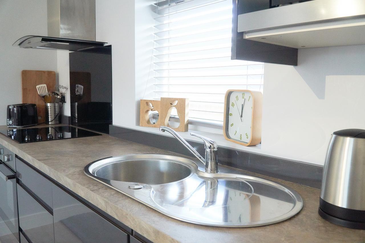 Unity House Serviced Apartments Лутън Екстериор снимка