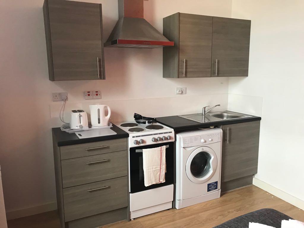 Unity House Serviced Apartments Лутън Екстериор снимка