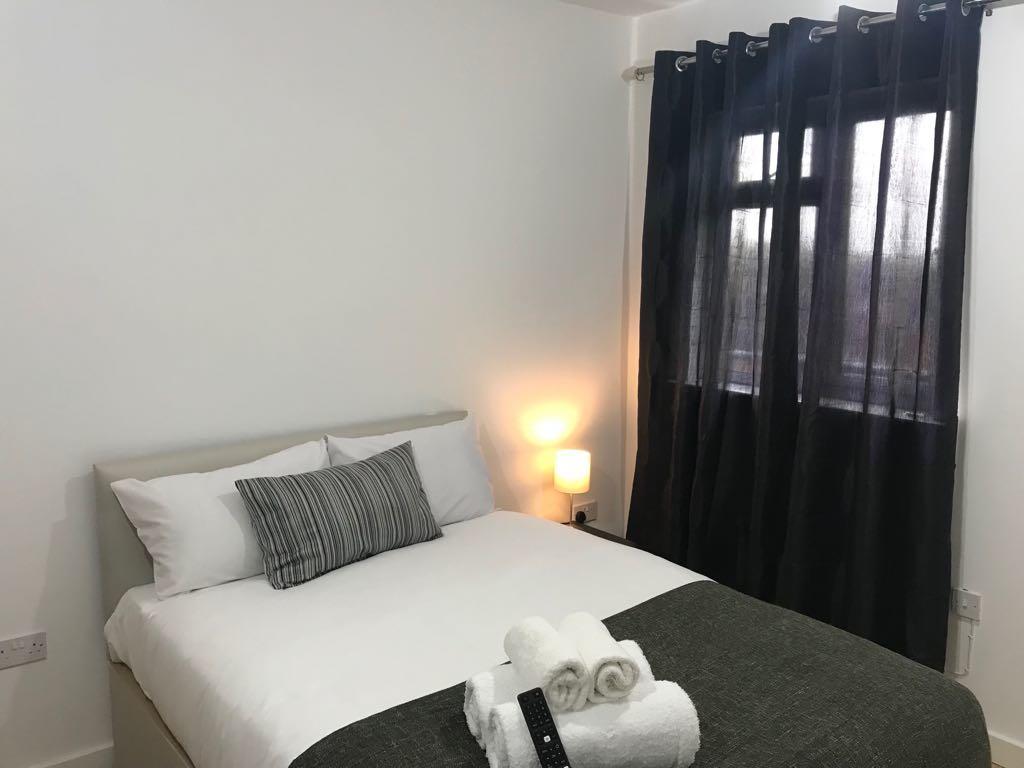 Unity House Serviced Apartments Лутън Екстериор снимка